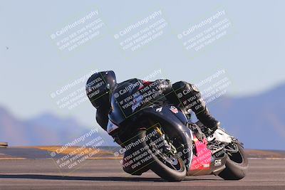 media/Nov-06-2023-Moto Forza (Mon) [[ce023d0744]]/3-Intermediate Group/Session 5 (Turn 9)/